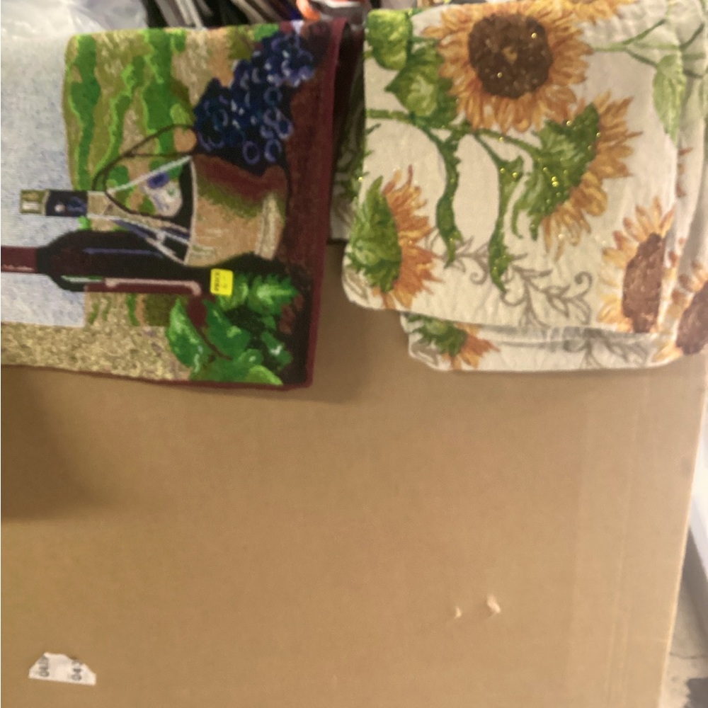 Cloth placemats